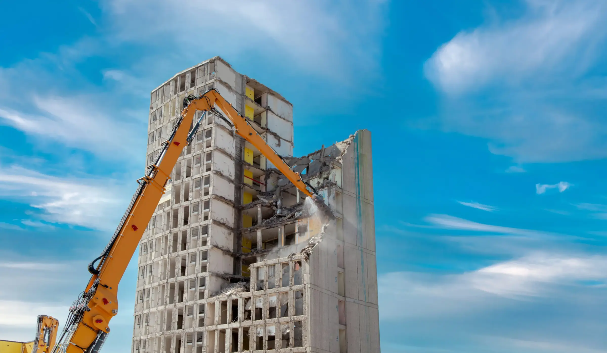 Large-scale demolition project by Dem-Quip